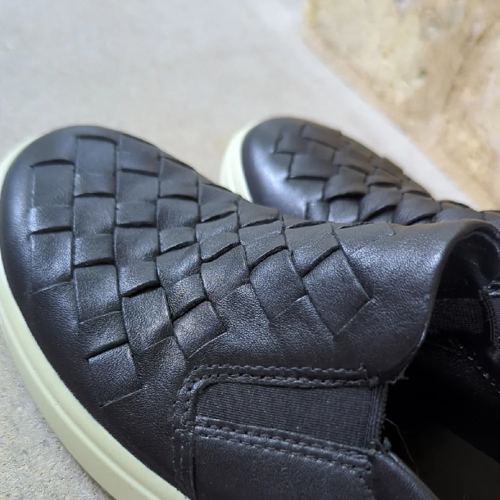 ECCO I  Black Soft 7 Leather Woven Slip-On Sneaker Loafers, 5/36 - Picture 7 of 16